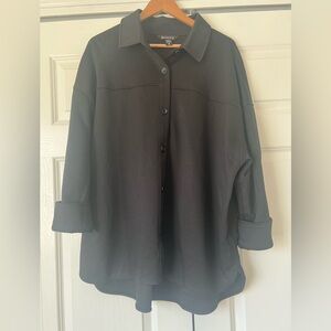 Athleta Black Casual Button-Down Shirt (size XL)